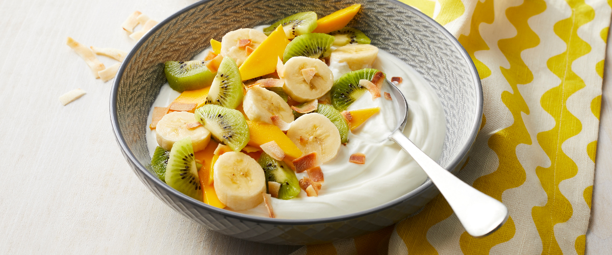 Kiwi and banana yoghurt bowl