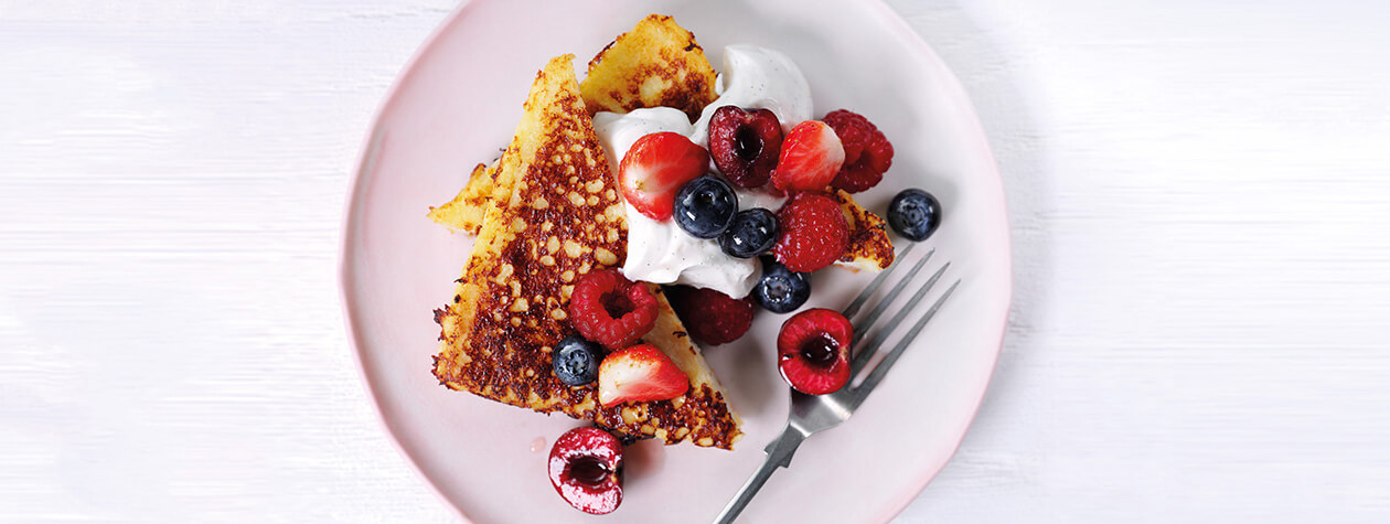 French Toast with Summer Fruits & Vanilla Yoghurt